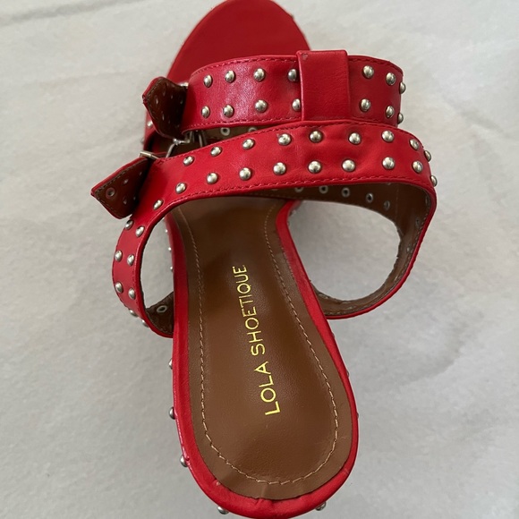 NWT Lola Shoetique Red Studded 4” High Heels 8.5 - Picture 9 of 10